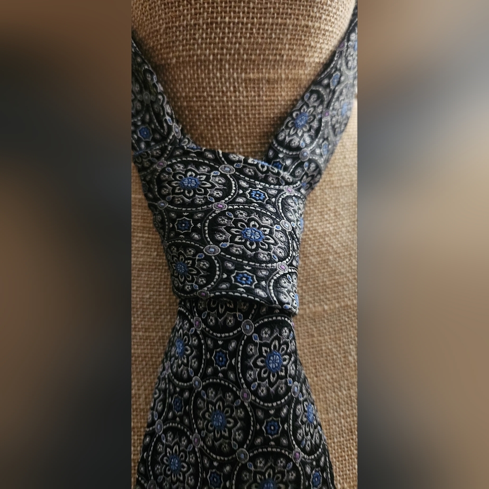 Robert Talbott Best Of Class Nordstrom Black and Gray Patterned Tie